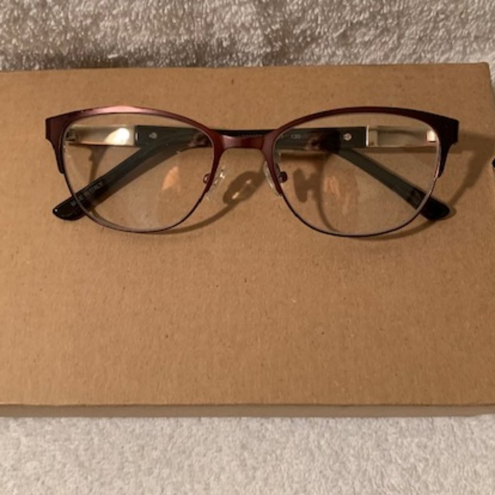 Two-tone brown metallic women's eyeglass frames